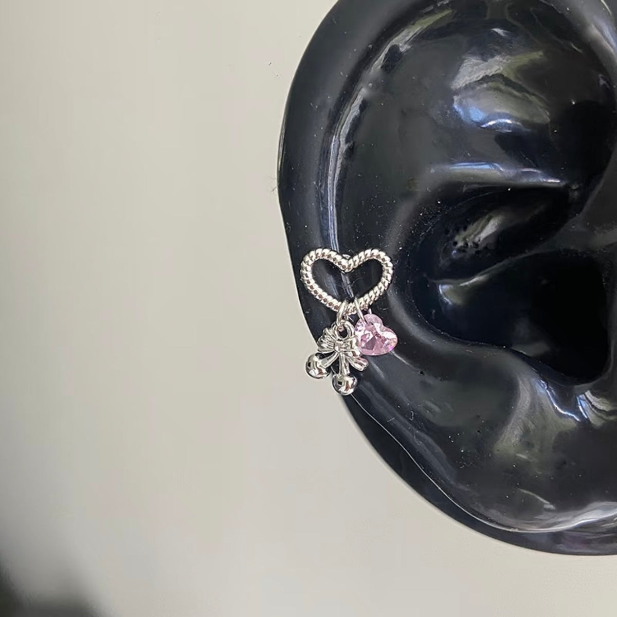 Hellokitty Earrings Rhinestone Cute Titanium earrings