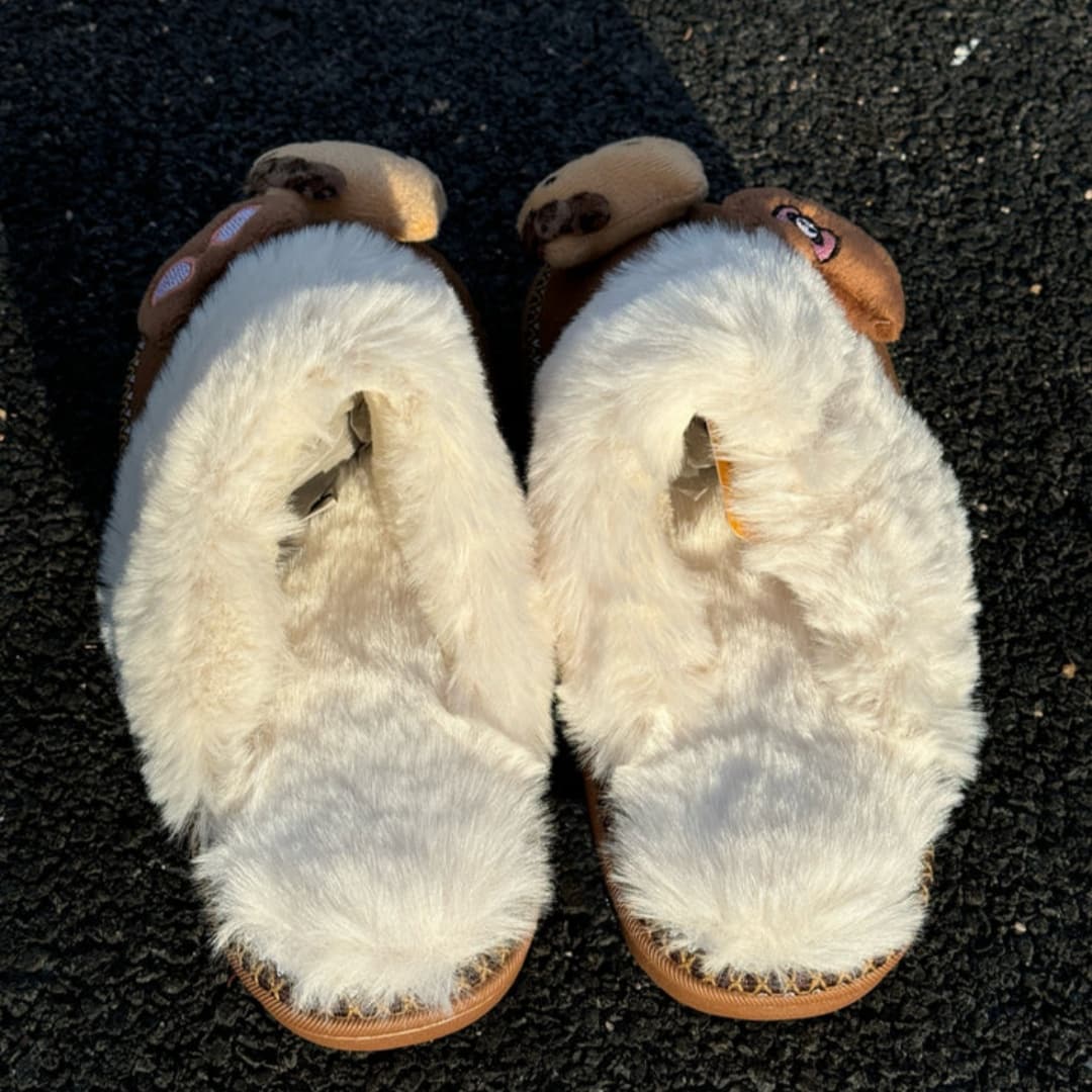 Hellokitty Fuzzy Memory Foam Slippers