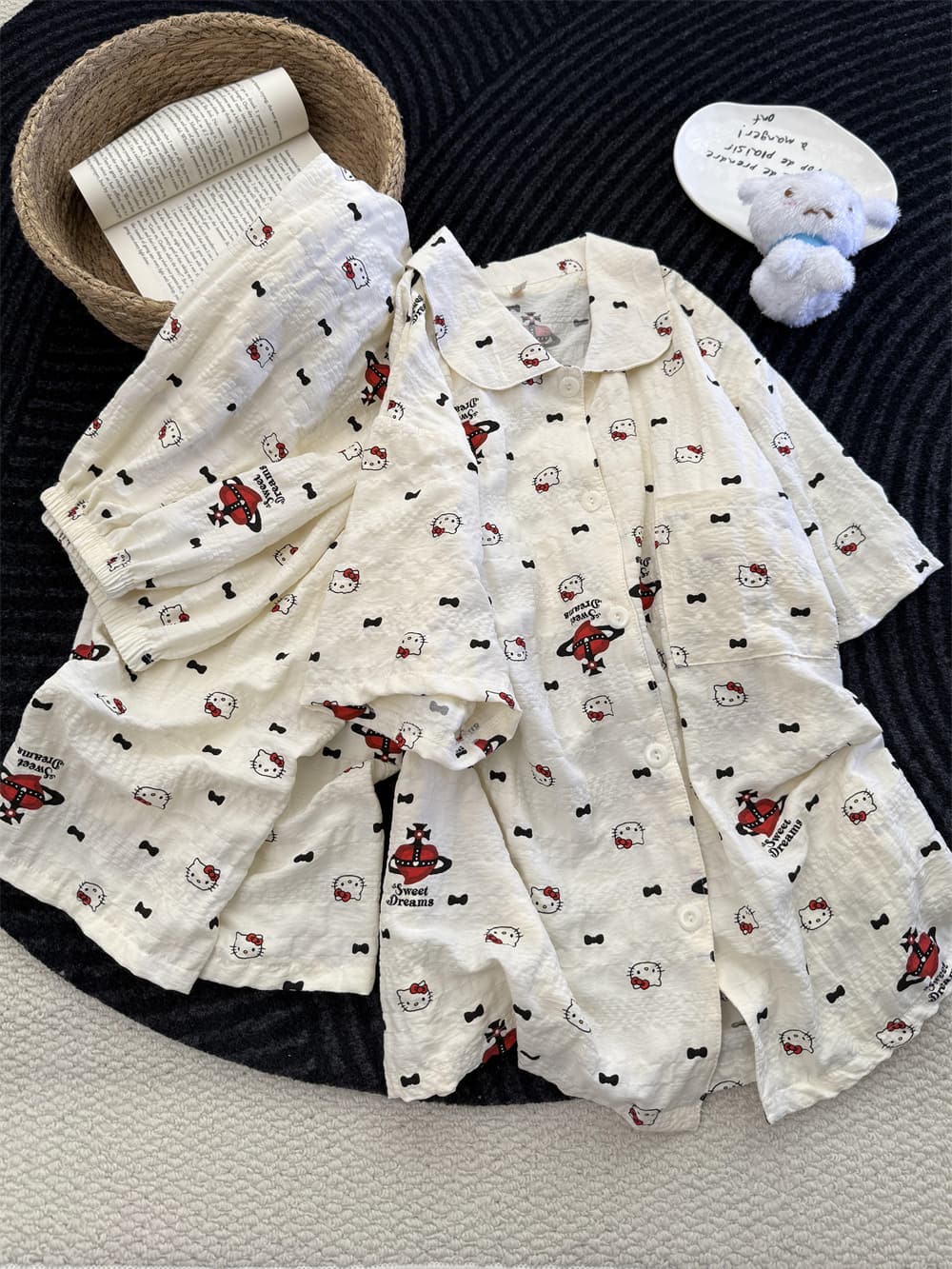 Cute Hello Kitty Planet Bow Crinkle Cotton Pajama Set, Women Short Sleeve Button Down Loungewear S–XL