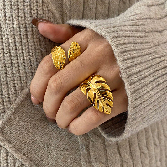 Stainless steel 18k gold-plated leaf-shaped ring