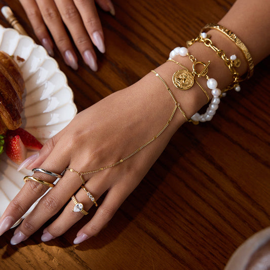 Stainless steel 18k gold-plated pearl bracelet