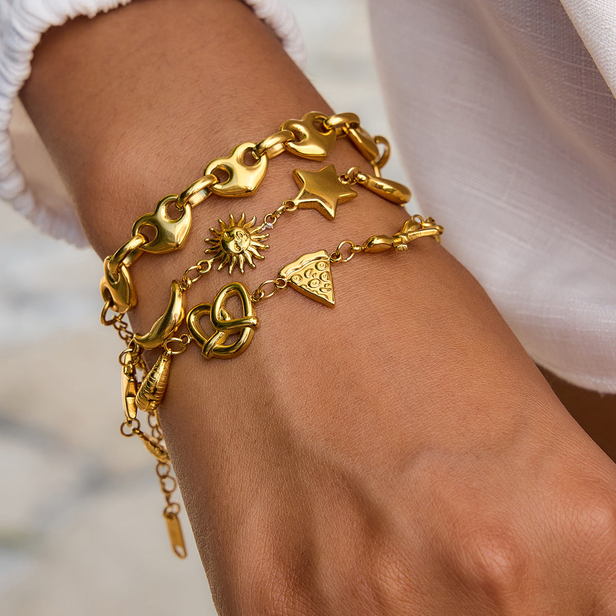 Stainless steel 18k gold-plated bracelet