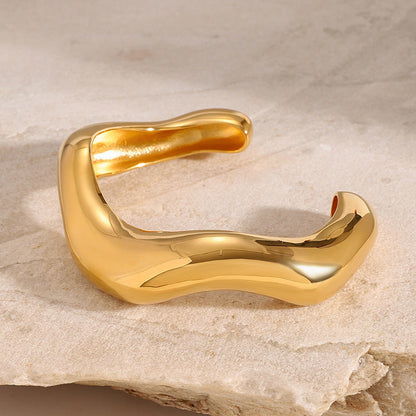 Stainless steel 18k gold-plated plain open-ended bracelet