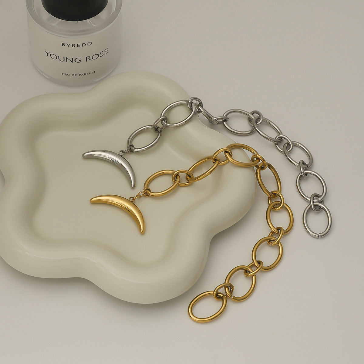 Stainless steel 18k gold-plated moon bracelet