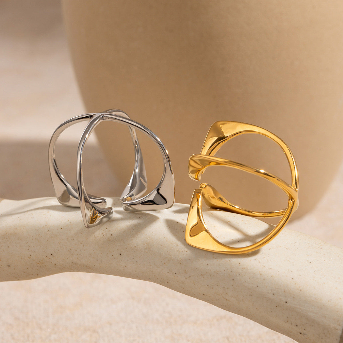 Stainless steel 18k gold-plated ring