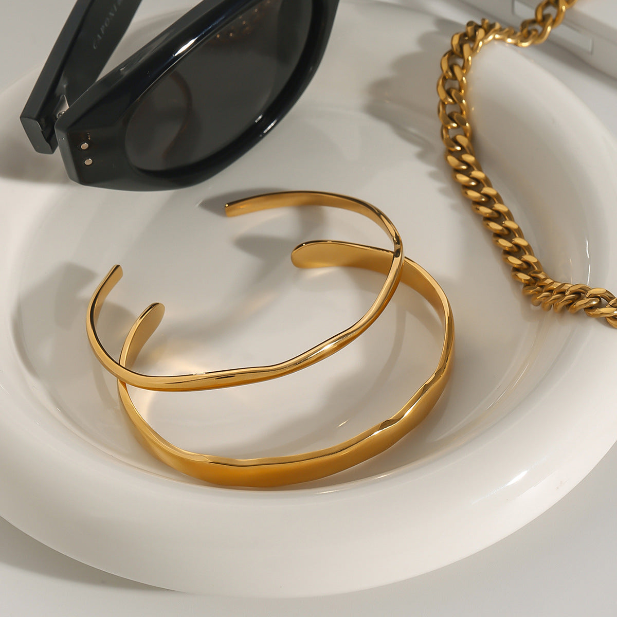 Stainless steel 18k gold-plated bangles