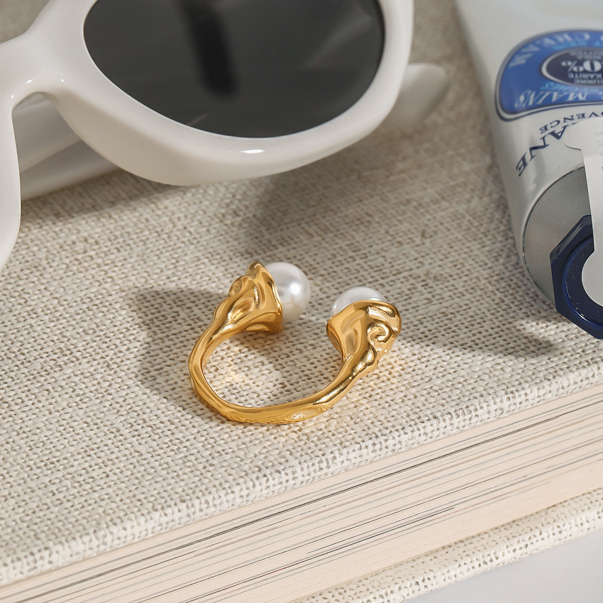 Stainless steel 18k gold-plated pearl ring