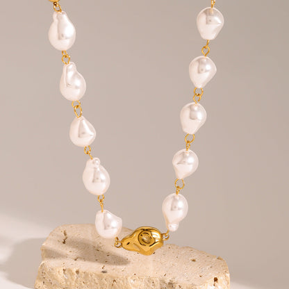 Stainless steel 18k gold-plated pearl necklace