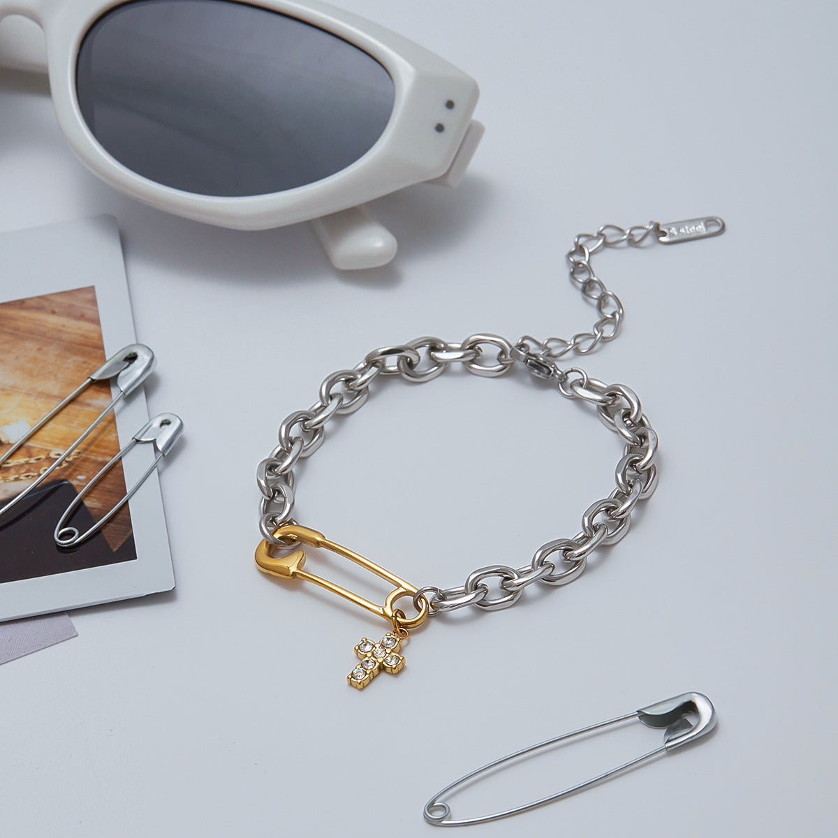 Stainless steel 18k gold-plated safety pin bracelet