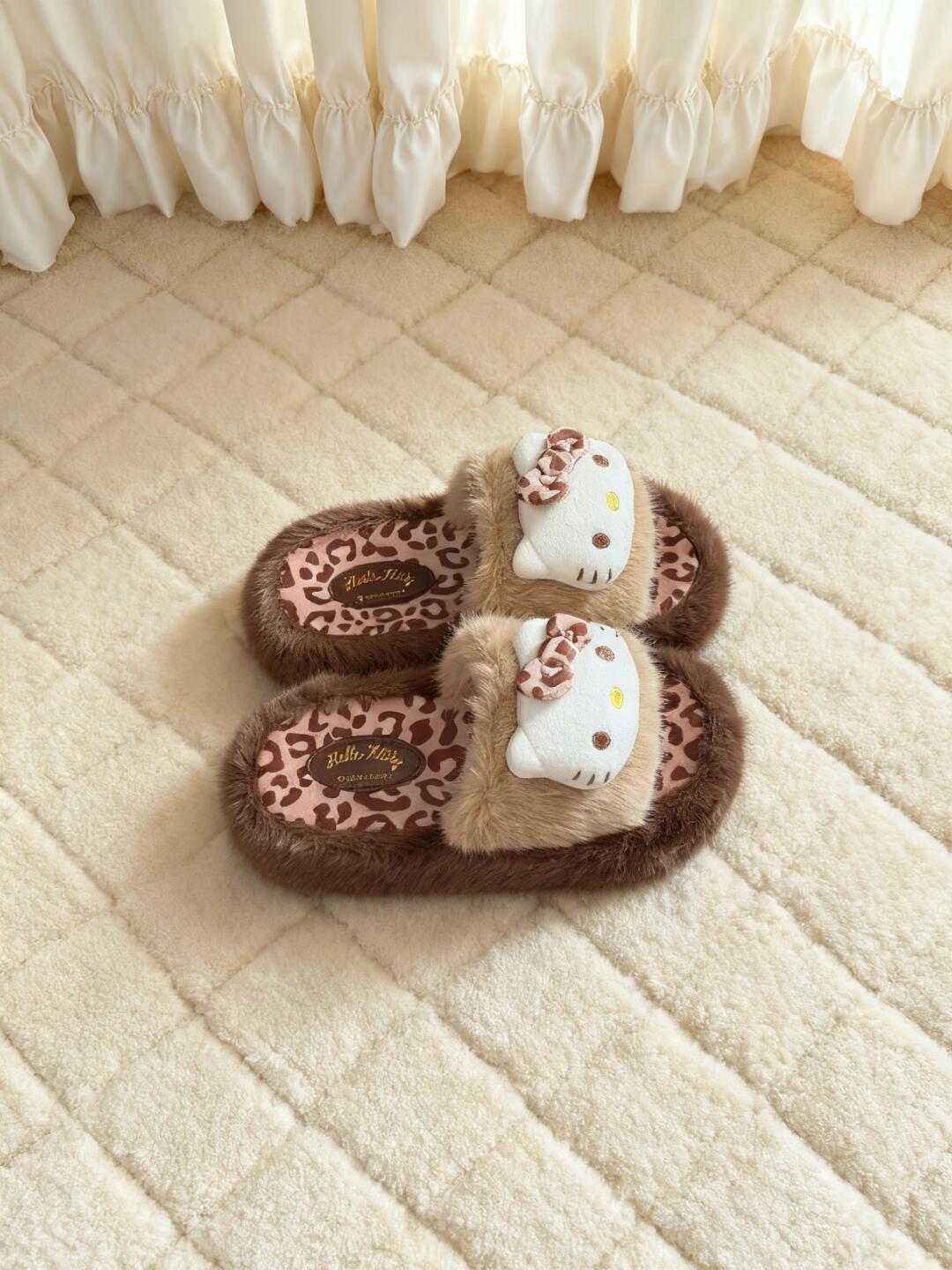 HK Leopard Plush Winter Slippers 01251014, Cute Cozy Fuzzy Indoor Shoes, Warm Kawaii House Slides, Soft HK Style Gift