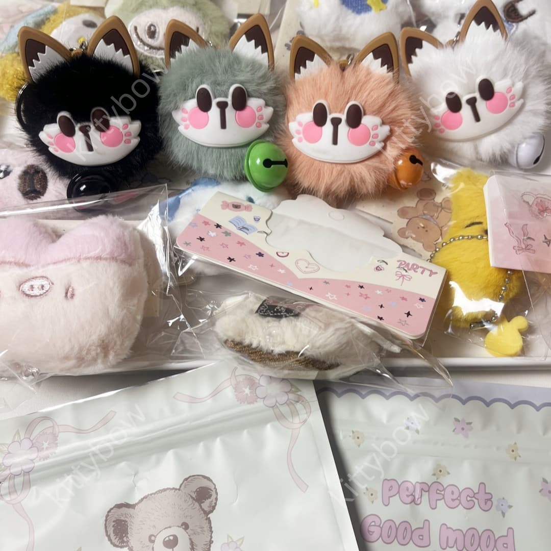 Plush Doll Keychain Lucky Bags(Random shipment, no style specified)