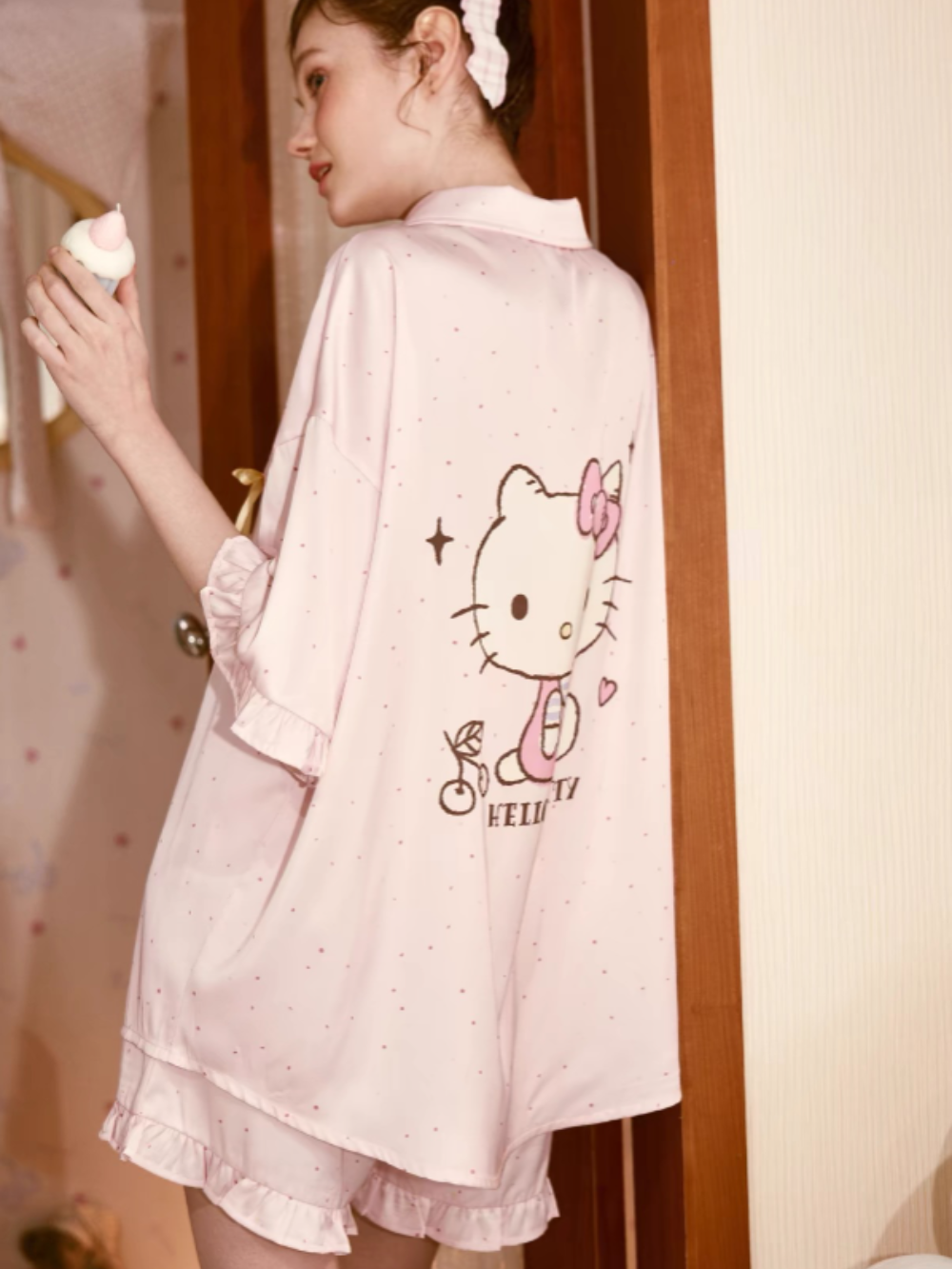 Pink Polka Dot Hello Kitty Back Print Satin Pajama Set, Ruffle Trim Short Sleeve Loungewear Shorts Set