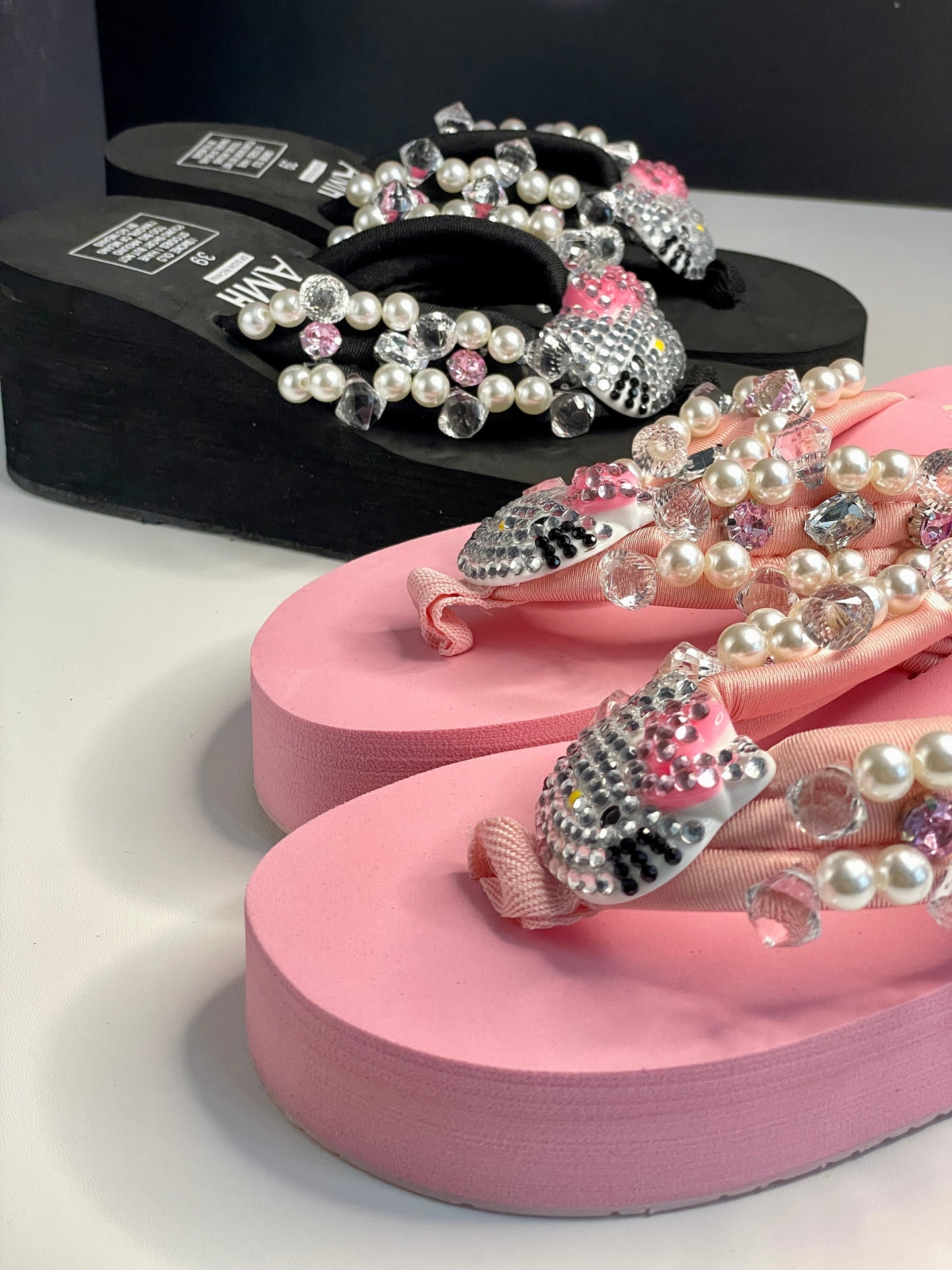 Hello Kitty Rhinestone High Platform Flip Flops Sandals Slippers