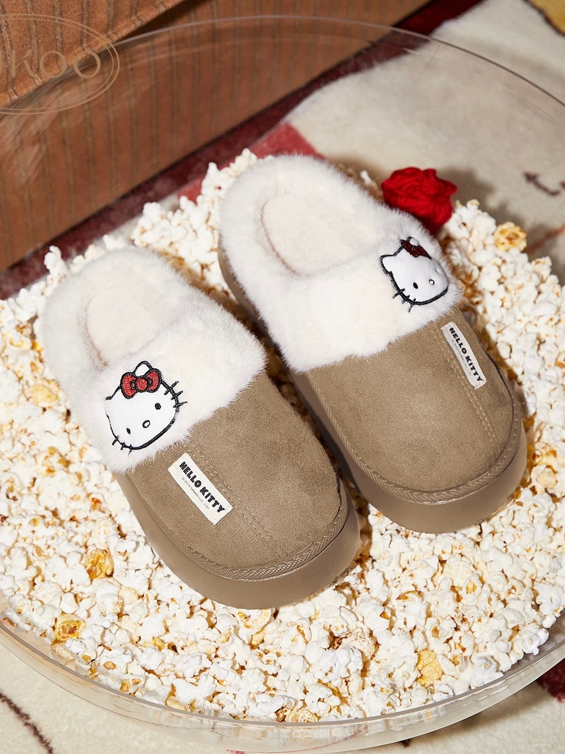Hellokitty Fuzzy Memory Foam Slippers