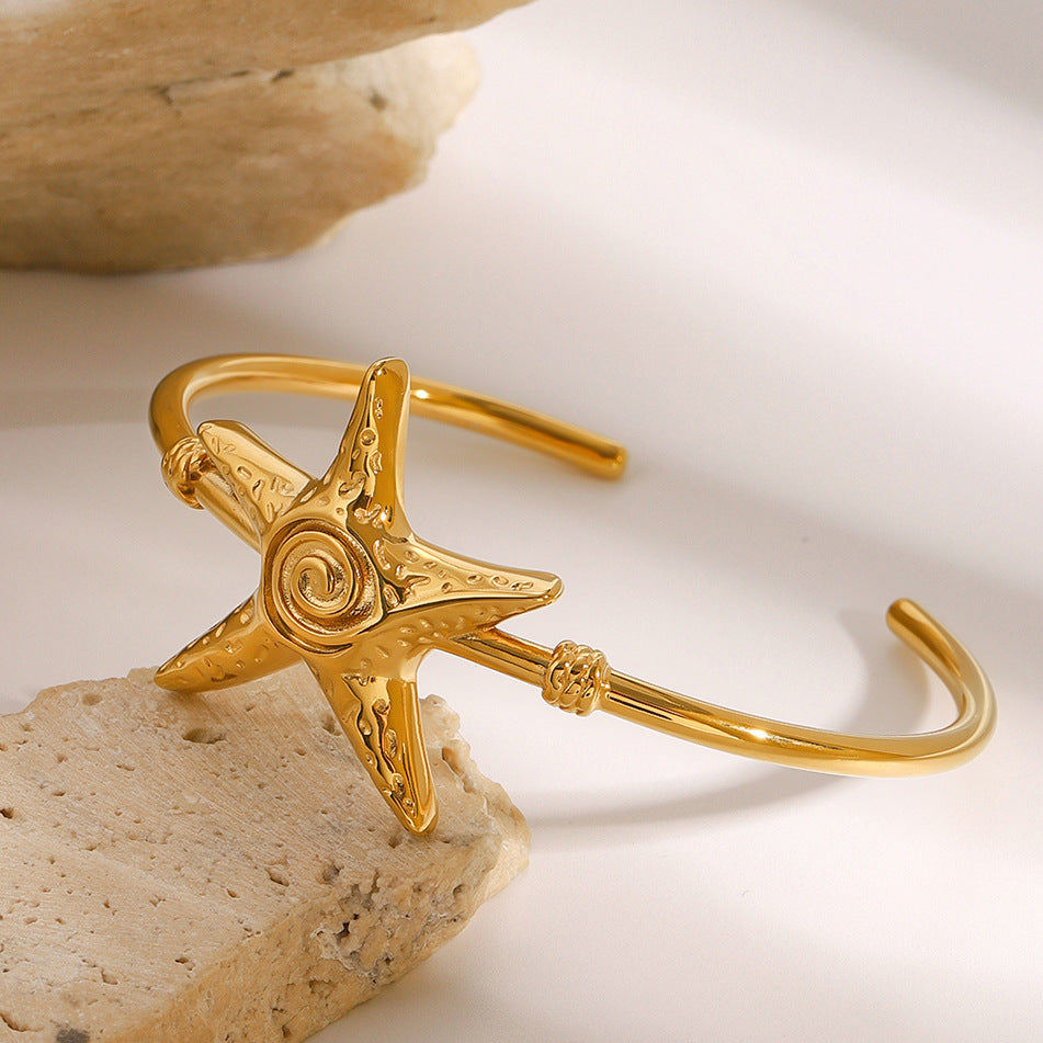 Stainless steel 18k gold-plated starfish bracelet