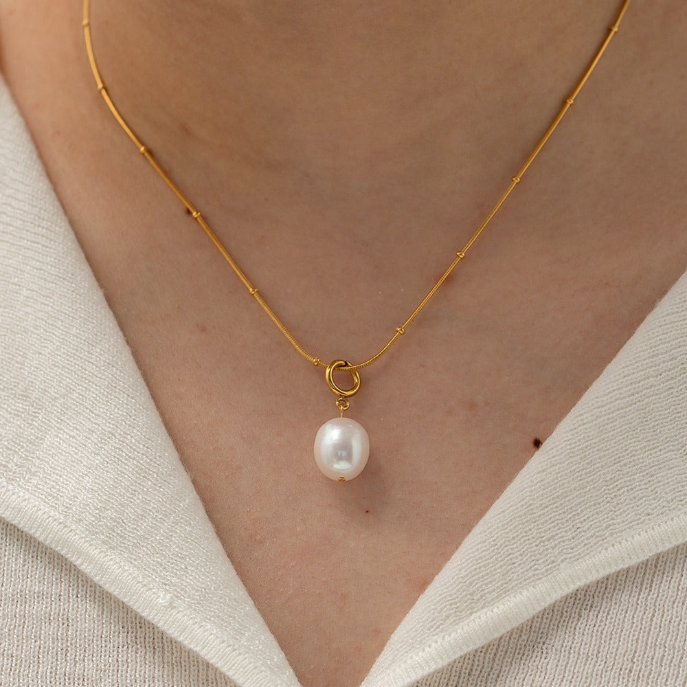 Stainless steel 18k gold-plated pearl pendant necklace