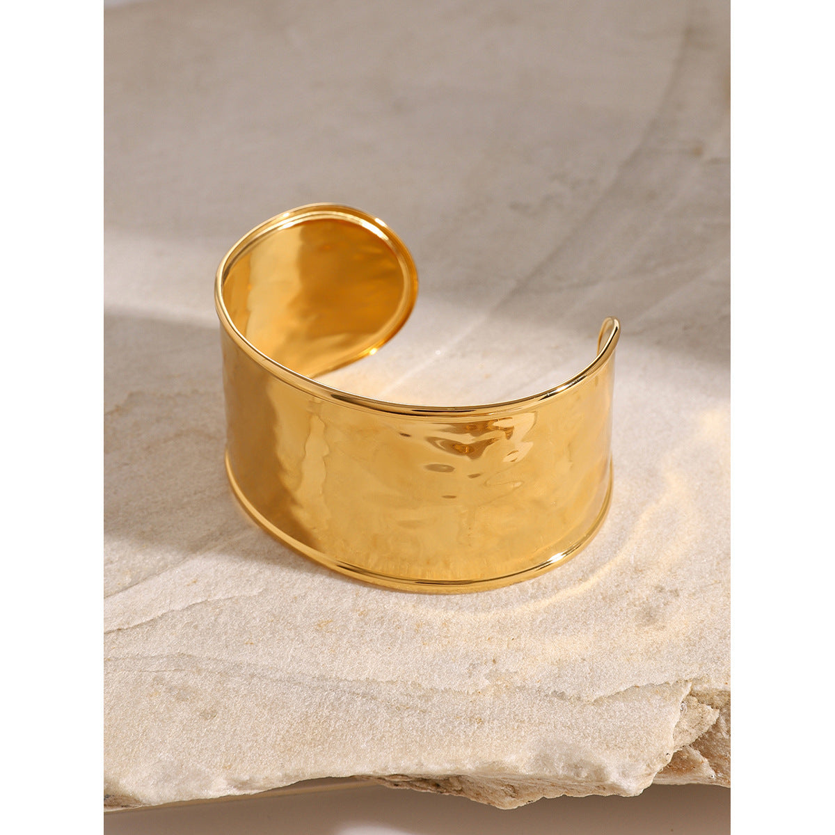 Stainless steel 18k gold-plated cuff bracelet