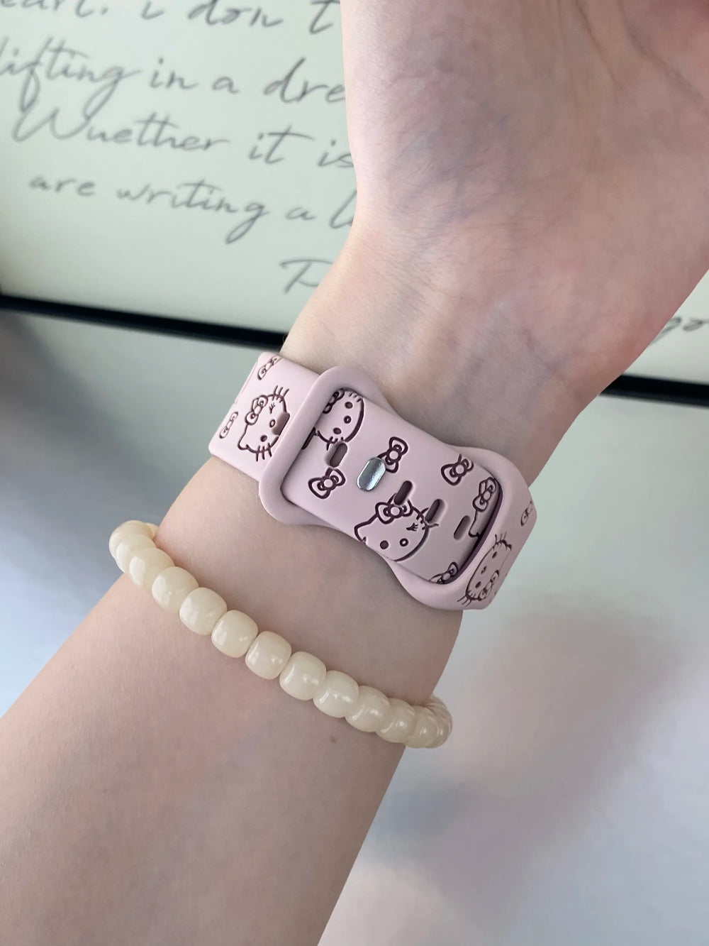 HK Engraved Silicone Watch Band – Cute Kitty Strap for Apple Watch