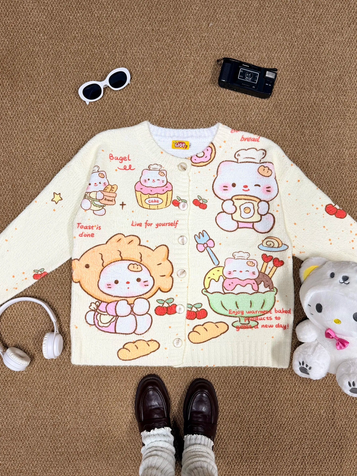 HK Soft Plush Winter Hoodie – Custom 2025 Cozy Hotdog & Burger Graphic Fuzzy Sweatshirt for Warm Winter Wear