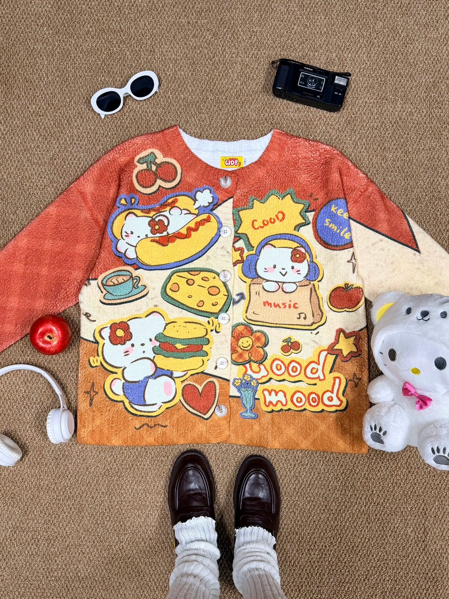 HK Soft Plush Winter Hoodie – Custom 2025 Cozy Hotdog & Burger Graphic Fuzzy Sweatshirt for Warm Winter Wear