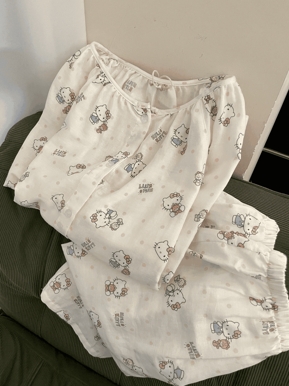 Hello Kitty Print Cotton Gauze Pajama Set (Long Sleeve & Pants)