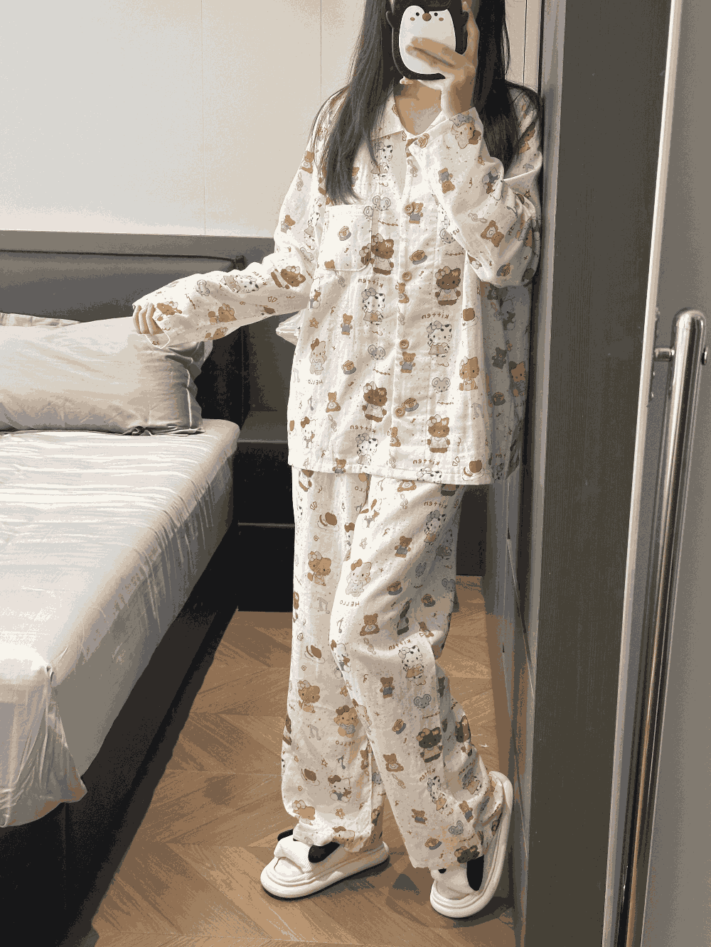 Hello Kitty & Friends Print Cotton Pajama Set