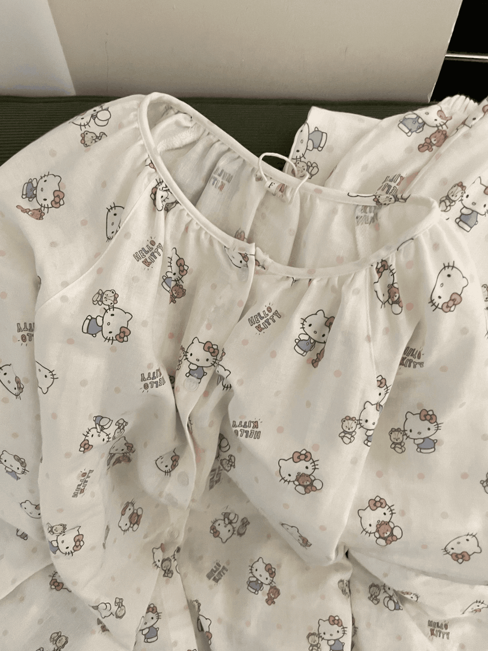 Hello Kitty Print Cotton Gauze Pajama Set (Long Sleeve & Pants)