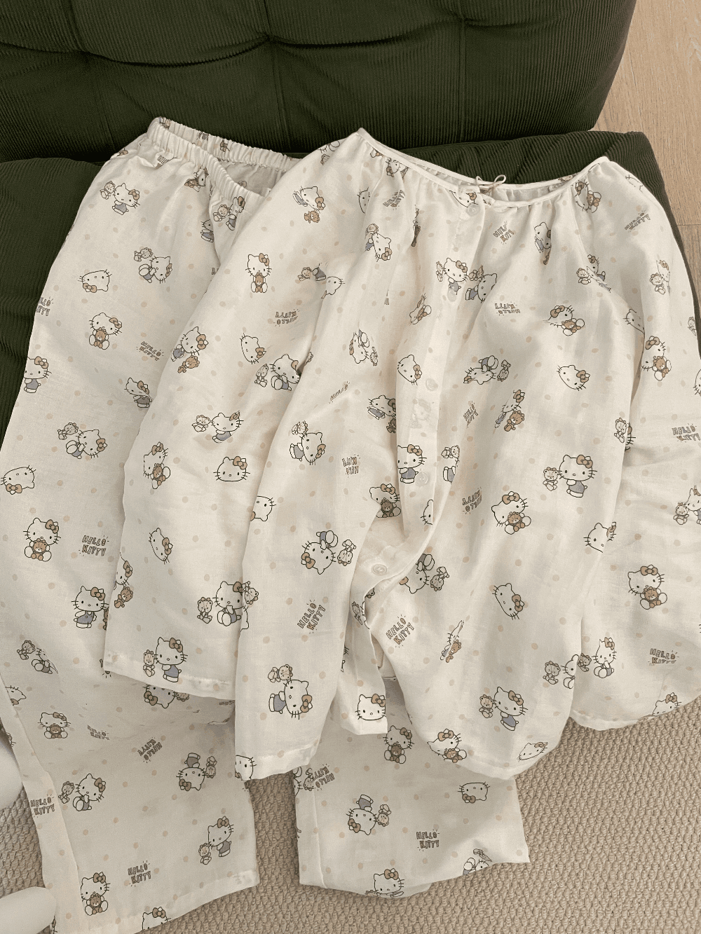 Hello Kitty Print Cotton Gauze Pajama Set (Long Sleeve & Pants)