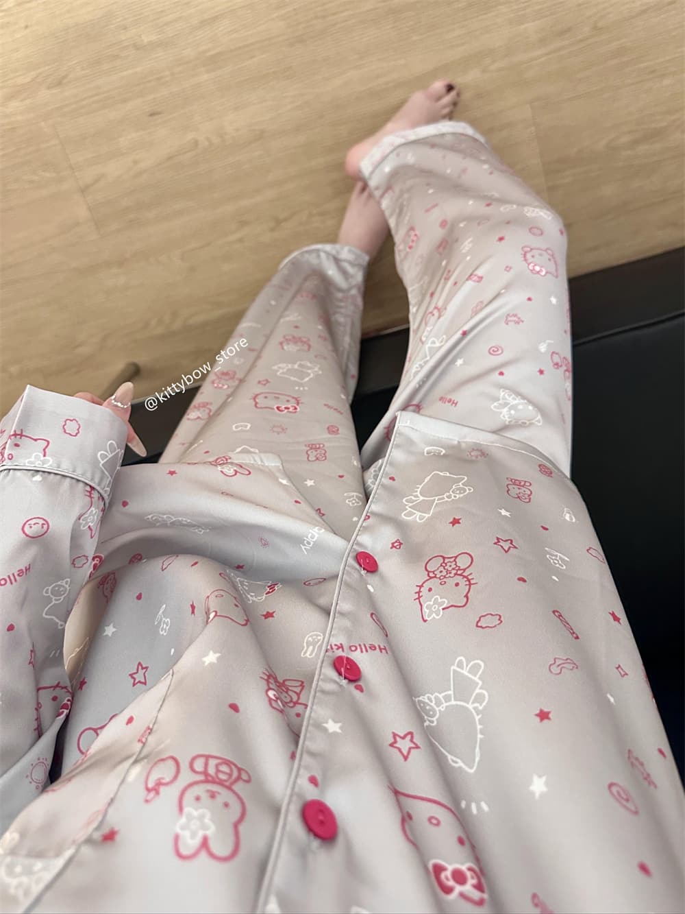 Hello Kitty Print Ice Silk Pajama Set for Women