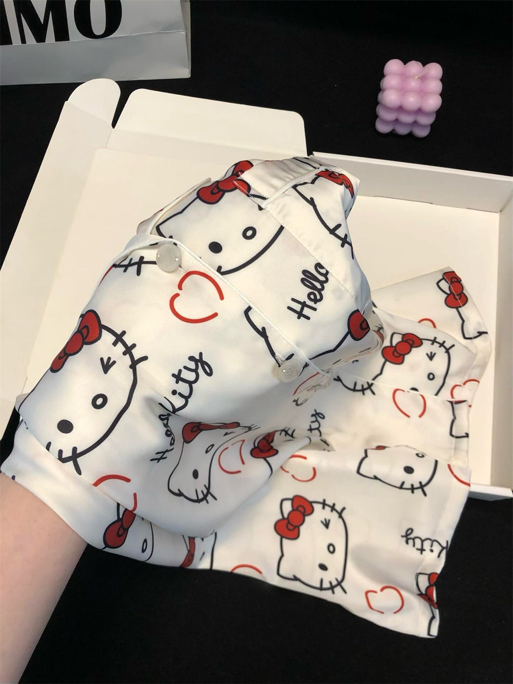 Hello kitty White Short Sleeve Shirt Shorts Satin Pajama Set
