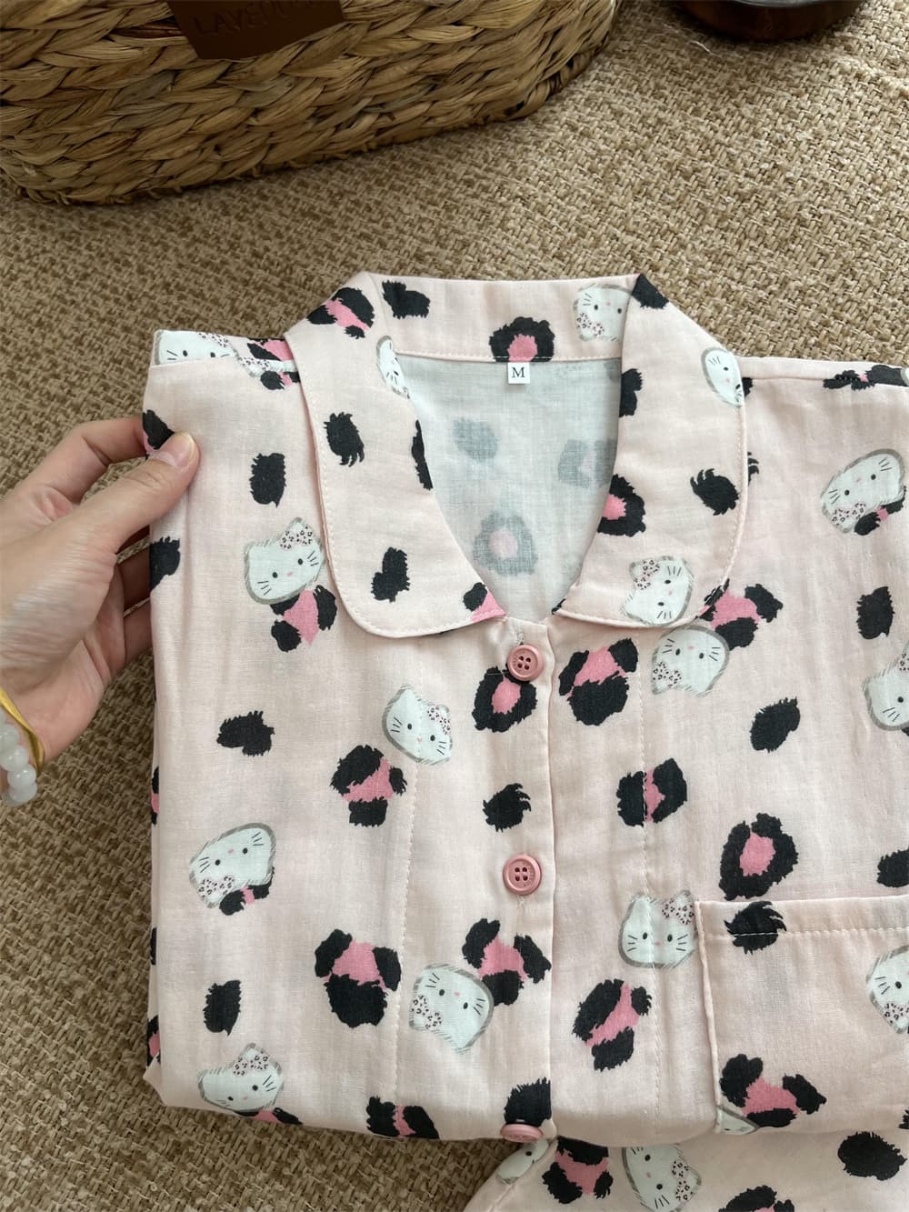 Pink Leopard Print Hello Kitty Cotton Pajama Set, Short Sleeve Button Down Sleepwear S–XL