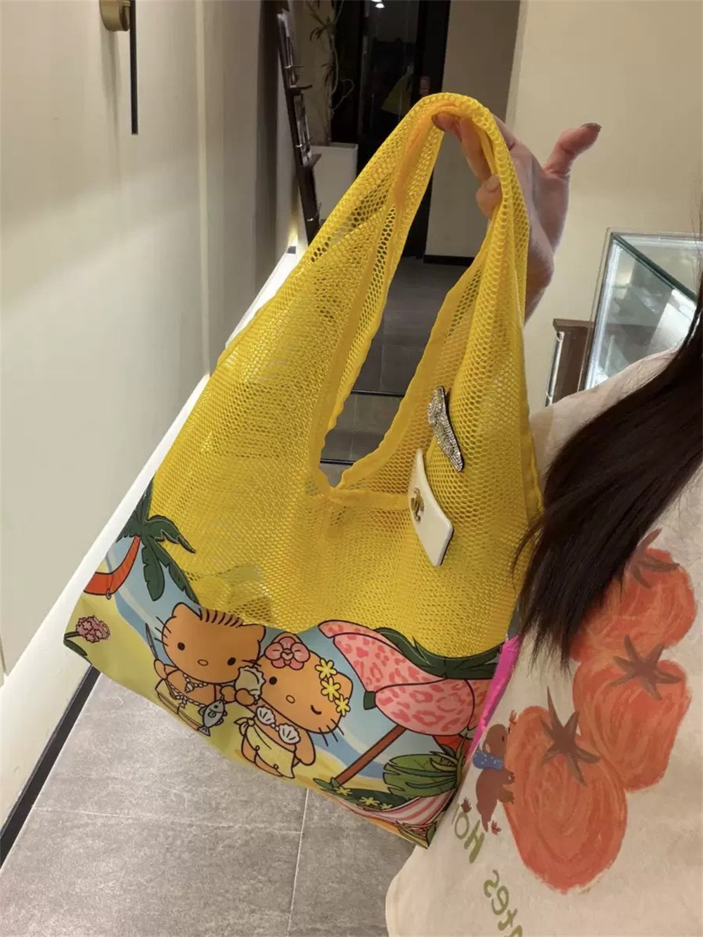 🌺 “Tropical Paradise” Hello Kitty Mesh Beach Tote (Available in 3 vibrant colorways)